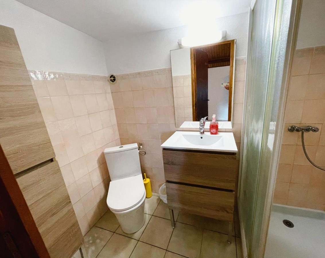 Gite Du Mas Champetre Saint-Privat-de-Champclos エクステリア 写真